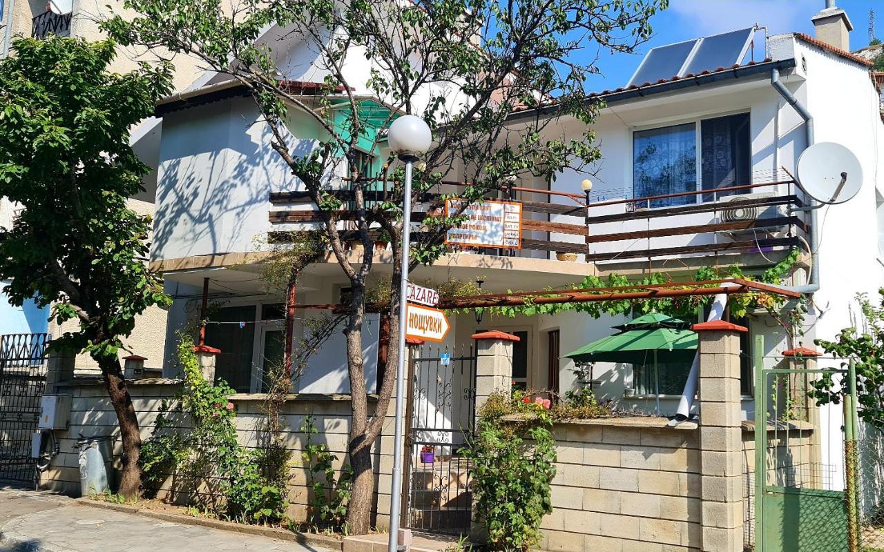 Fema Guest House Baltschik Exterior foto