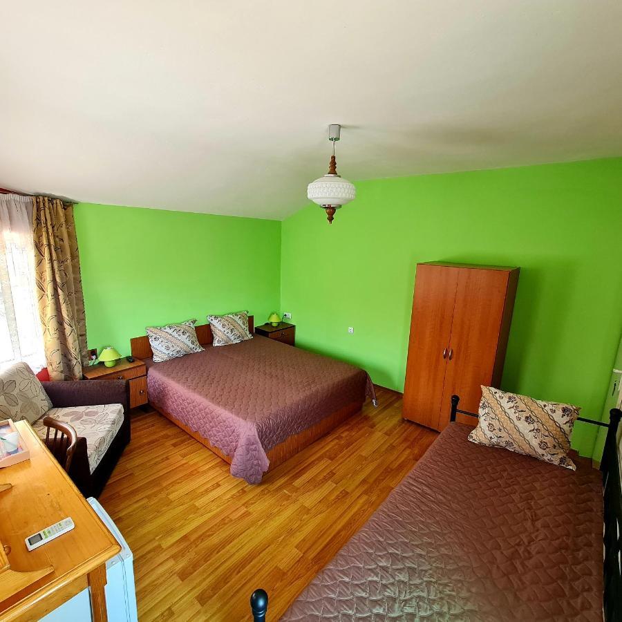 Fema Guest House Baltschik Exterior foto